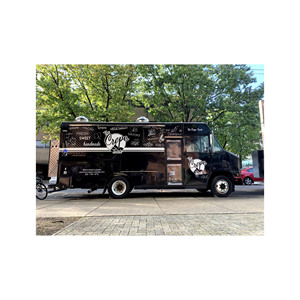 Chariot de cuisine de rue compact et élégant avec gril et évier à gaz intégrés, parfait pour les hamburgers, les tacos et les sandwichs - Product Image 3