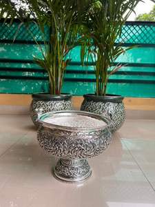 Urli en argent allemand sculpté traditionnel moderne, bol en métal plaqué pour la décoration de la maison, décoration de fête, idée cadeau Diwali - Product Image 3