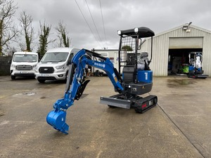 Nouveau modèle pour mini-excavatrice sur chenilles R10-6 avec pompe de boîte de vitesses à couple élevé et PLC - Product Image 2