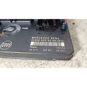 CENTRALINE DE COMMANDE DE FUSIBLES MERCEDES Viano 1ère Série 6399005400/A6395450101 646982 diesel 2148 (03>) - Product Image 2