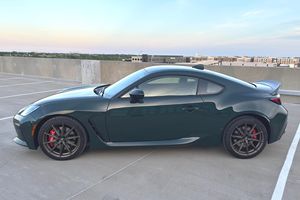 รถยนต์มือสองพวงมาลัยซ้าย/ขวา ปี 2025 โตโยต้า GR86 รุ่น HAKONE EDITION - Product Image 4