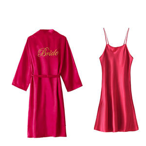 Oem conception <span class=keywords><strong>de</strong></span> logo personnalisé avec pure soie robe <span class=keywords><strong>de</strong></span> chambre brodée mariée demoiselles d'honneur robe <span class=keywords><strong>de</strong></span> chambre mariage <span class=keywords><strong>chemise</strong></span> <span class=keywords><strong>de</strong></span> <span class=keywords><strong>nuit</strong></span> - Product Image 5