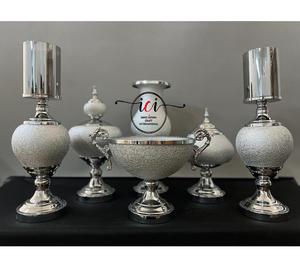 Vente en gros Ensemble de vases décoratifs en métal en fer et aluminium Console de décoration de table pour la maison et le mariage - Product Image 6