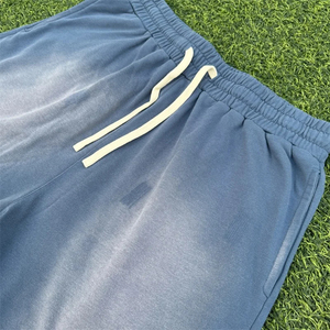 Shorts Lisos al por Mayor, Unisex, de Felpa Francesa, Desgastados, con Efecto Descolorido por el Sol, de Alta Calidad, GSM Pesado, con Logotipo Personalizado - Product Image 1