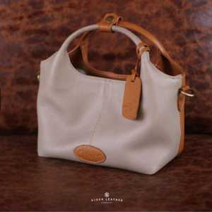 กระเป๋าถือหนังแท้ทำด้วยมือสำหรับผู้หญิงแบบลำลองมีสายคล้องโซ่กันน้ำดีไซน์แฟชั่นแบบอินโดนีเซีย - Product Image 5