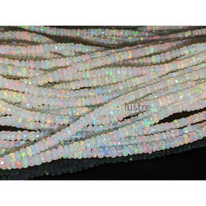 Chaîne de perles rondes en opale naturelle d'Éthiopie, opale blanche facettée, perles rondes en cristal naturel - Product Image 1