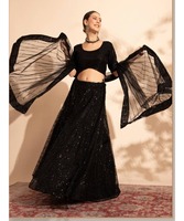 LehengaCholi pour les femmes en rouge avec la conception de travail lourd miroir Vente en gros à bas prix
