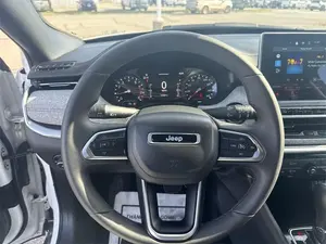 Jeep Compass Latitude 2024 - Product Image 3