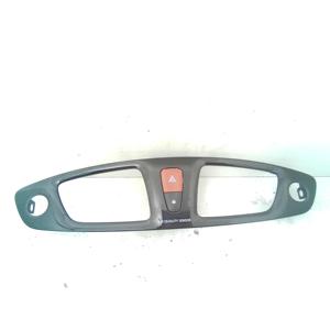 Pulsante Luci di Emergenza RENAULT Scenic Serie 8200214896 (09>16) - Product Image 1