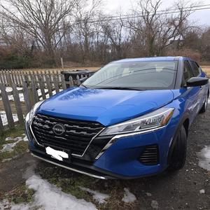 Nissaann Kicks 2025, SUV compact disponible en stock, intérieur en excellent état, expérience de conduite fluide, design moderne - Product Image 6