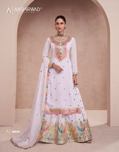 นักออกแบบล่าสุดการลําดับการเย็บปักถักร้อยเทียม Georgette ทํางานชุด Sharara โดย Fab Zone - Product Image 3