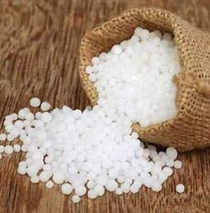 Fournisseur le plus vendu d'engrais composé organique pour l'agriculture, engrais azoté à 46% d'urée granulaire en vrac - Product Image 2