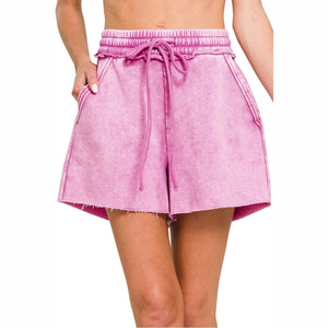 Shorts en coton 100% style streetwear avec logo personnalisé, imprimés par transfert thermique, délavés à l'acide, effet délavé au soleil pour hommes - Product Image 1