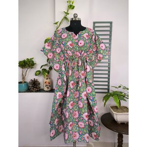 Robe Kaftan Style Bohème Indien Imprimée à la Main avec Motifs Floraux Bleu Aquamarine, en Tissu de Coton Léger et Respirant, Cache-Maillot de Bain - Product Image 4