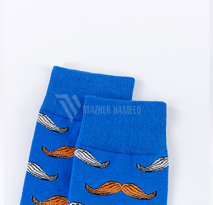 Calcetines informales de llegada caliente para hombres y mujeres Tela suave Ajuste cómodo Logotipo personalizado de fábrica - Product Image 4