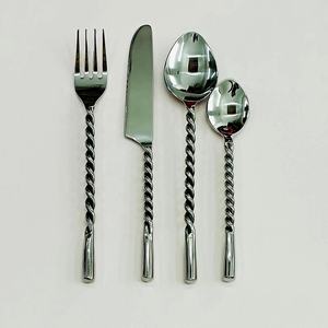 Nouvel ensemble de couverts Portugal avec logo personnalisé à vendre avec ensemble d'ustensiles uniques à poignée torsadée en plaqué argent - Product Image 3