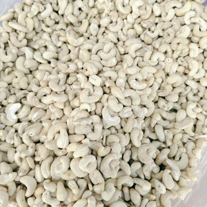 เม็ดมะม่วงหิมพานต์คุณภาพดีที่สุด W180 W240 W320 ขายส่งเม็ดมะม่วงหิมพานต์ ซานติโก้ รับพิมพ์โลโก้ส่วนตัวฟรี - Product Image 1