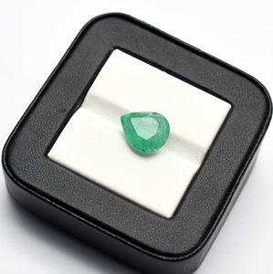 ลูกแพร์ zambian มรกต, ตัดมรกต unheated, มรกตสีเขียวสดใส, อัญมณี, จี้มรกต, ลูกแพร์ตัดมรกต13X11มม. 4.85 CTS - Product Image 4