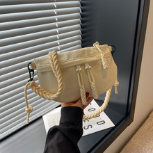 Sac de poitrine de couleur unie sac à bandoulière en toile sac à bandoulière polyvalent - Product Image 5