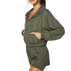 2026 conjuntos de gimnasio para mujer de talla grande, ropa para mujer, pantalones cortos de dos piezas y chaquetas cortavientos, conjunto de Sudadera con capucha de manga larga - Product Image 5