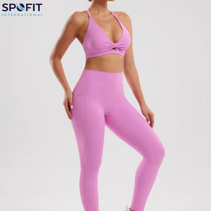 Ensemble de leggings et soutien-gorge de sport personnalisés pour femmes – Tenue de fitness et de yoga - Product Image 1