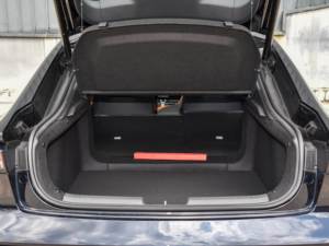 รถยนต์พลังงานใหม่จีนราคาประหยัดรุ่นมาตรฐาน 1.5T ปี 2021-2023 พร้อม UNIK RC WD4 ระยะทางวิ่ง NEDC 601-700 กม. แบตเตอรี่ 90-110 กิโลวัตต์ชั่วโมง - Product Image 5