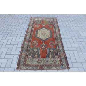 Alfombra Turca Vintage, Alfombra Decorativa de 3.3x6.8 pies, Alfombra con Diseño de Parches Rojos y Azules - Product Image 1