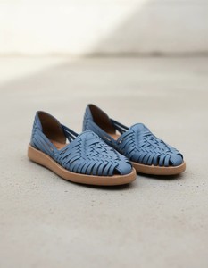 Mocassins bleus faits main en cuir véritable, tressés, à enfiler, chaussures décontractées légères avec semelle intérieure en EVA et semelle antidérapante pour l'été - Product Image 2