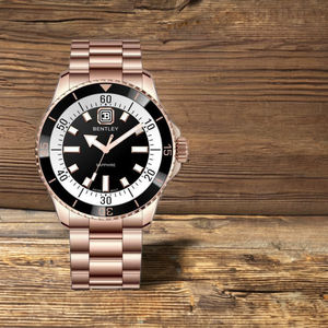 Montre Bold à quartz de 42mm avec cadran noir et bracelet en acier inoxydable doré - Product Image 2