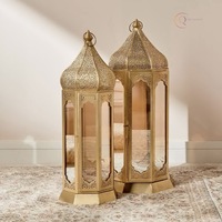 Lanterne en métal de luxe pour bougie, pour l'utilisation pendant le Ramadan |   Décoration d'intérieur imperméable et durable avec chaleur et élégance