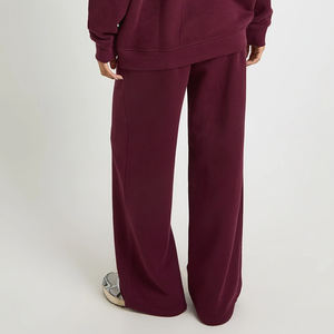 Survêtement décontracté et tendance de qualité supérieure pour femmes, avec manches longues, tissu respirant de haute qualité et logo. - Product Image 6