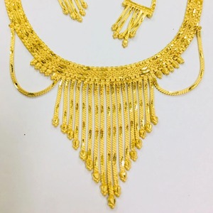 24K Gold Plated Vintage Dubai Fashion Jewelry Set Includes Necklace <b>Earrings</b> Bangles Combs Copper Material <b>Diamond</b> Germany - Product Image 1