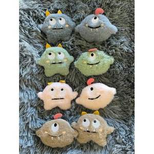 8 pz spilla alla moda piccolo mostro spilla graziosi mostri smaltati con perla placcata e diamante per matrimoni feste e regali - Product Image 1