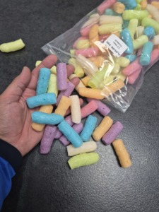 Colori PVA 2,5 Litri Impermeabili Idrosolubili 100% Biodegradabili Protezione Ami da Pesca Nuggets Bianchi per Pesca alla Carpa in Fiume e Lago - Product Image 5