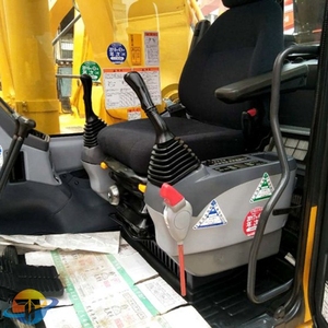 รถขุดตีนตะขาบ Komatsu PC450-7EO มือสอง คุณภาพสูงสุด พร้อมเครื่องยนต์ Cummins ชิ้นส่วนหลัก ได้แก่ มอเตอร์ เกียร์ ปั๊ม ราคาถูก - Product Image 4