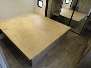 F-O-R-E-S-T R-I-V-E-R C-H-E-R-O-K-E-E A-R-C-T-I-C W-O-L-F 3-6-6-0-S-U-I-T-E d'occasion 2022 à vendre - Product Image 6