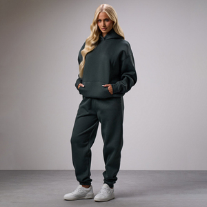 Conjunto de pantalones de chándal con capucha de felpa francesa para mujer con logotipo personalizado, chándal de invierno estampado, chándal del fabricante - Product Image 1