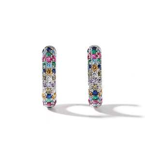 Boucles d'oreilles créoles tendance en argent 925 avec cristaux multicolores sertis clos pour femme, à porter au quotidien - Product Image 3