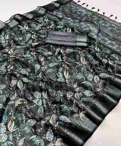 Saree de seda Georgette blanco con diseño estampado rojo para ropa de fiesta de boda de mujer de lujo tradicional india - Product Image 2