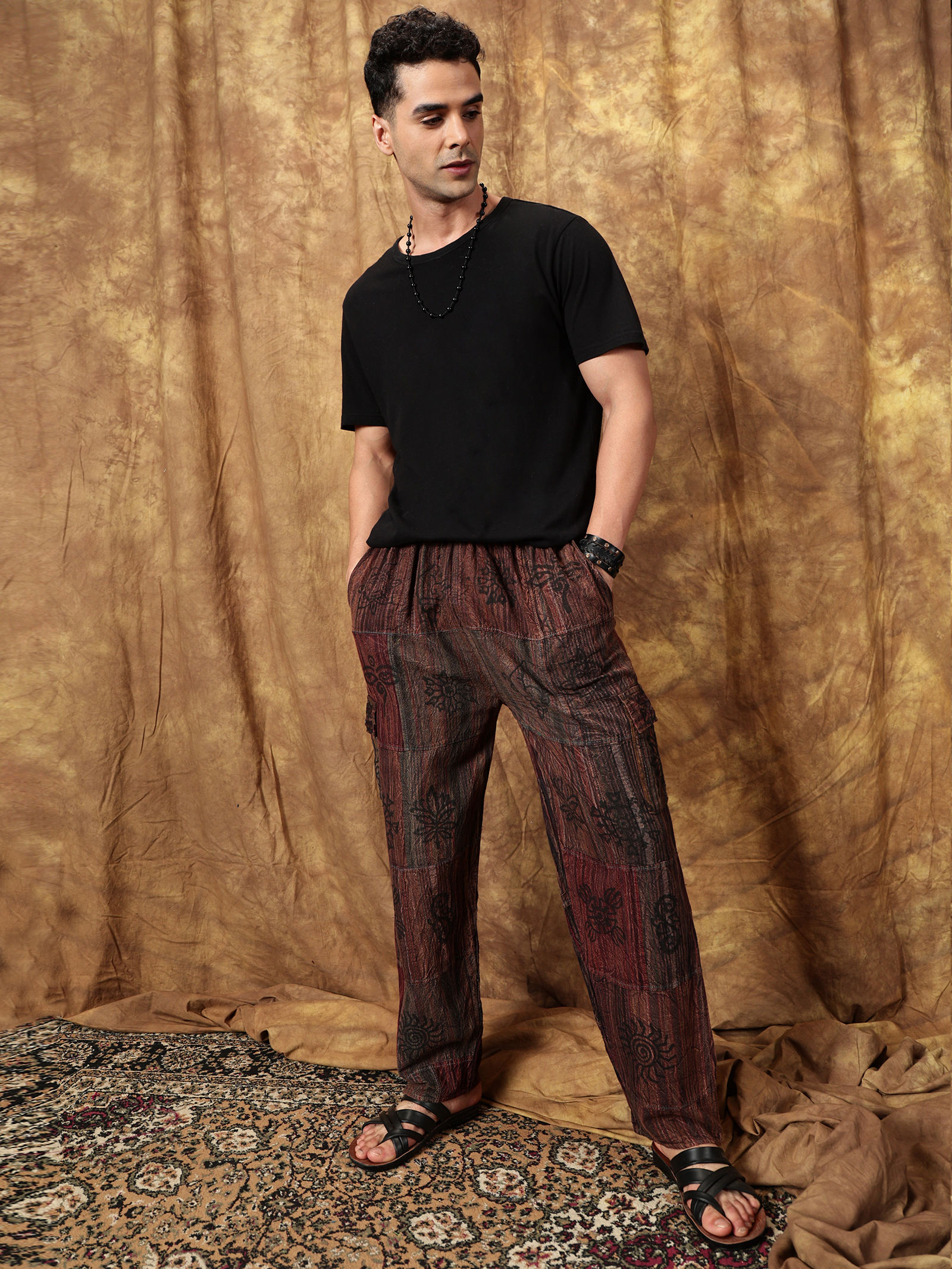 สีน้ำตาล