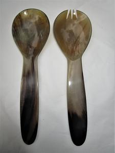 Cuchara de Cuerno de Búfalo Natural, Hecha a Mano y Pulida, Perfecta para Servir Especias, Condimentos o como Decoración de Mesa, Alta Calidad - Product Image 1