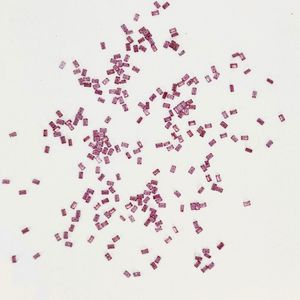 100% Baguette de grenat Rhodolite naturelle petite taille 1.5x2.5mm à 2.5x5mm pierre précieuse rouge/rose de haute qualité pour la fabrication de bijoux - Product Image 2