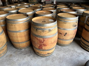 Barriles de Roble Usados, Barriles de Madera Reciclada para Vino, Barriles para Añejar Whisky y Bourbon, Venta al Por Mayor - Product Image 1