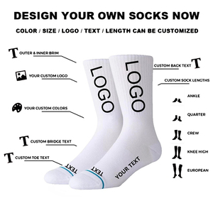 Calcetines de Pilates con Agarre Jacquard con Logotipo de Texto Básico Personalizado para Mujer, Calcetines de Algodón Antideslizantes para Mujer, Fabricante de Calcetines de Yoga con Agarre Personalizados - Product Image 4