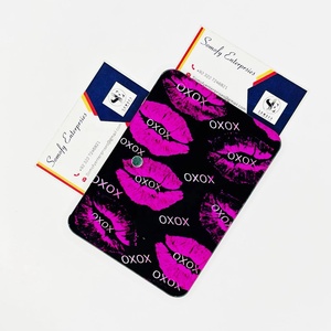 Plateau à cils en plastique écologique avec design lèvres personnalisé, pour extensions de cils, avec pince magnétique et logo personnalisé - Product Image 4