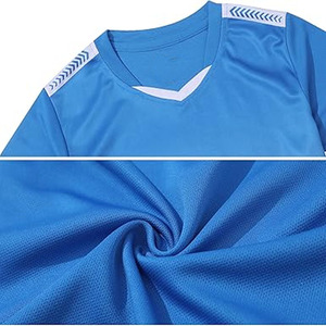 Uniforme para niños Uniforme de fútbol para niños jóvenes Kit deportivo Traje de entrenamiento Uniformes transpirables Impresión personalizada Nombre Logo - Product Image 3