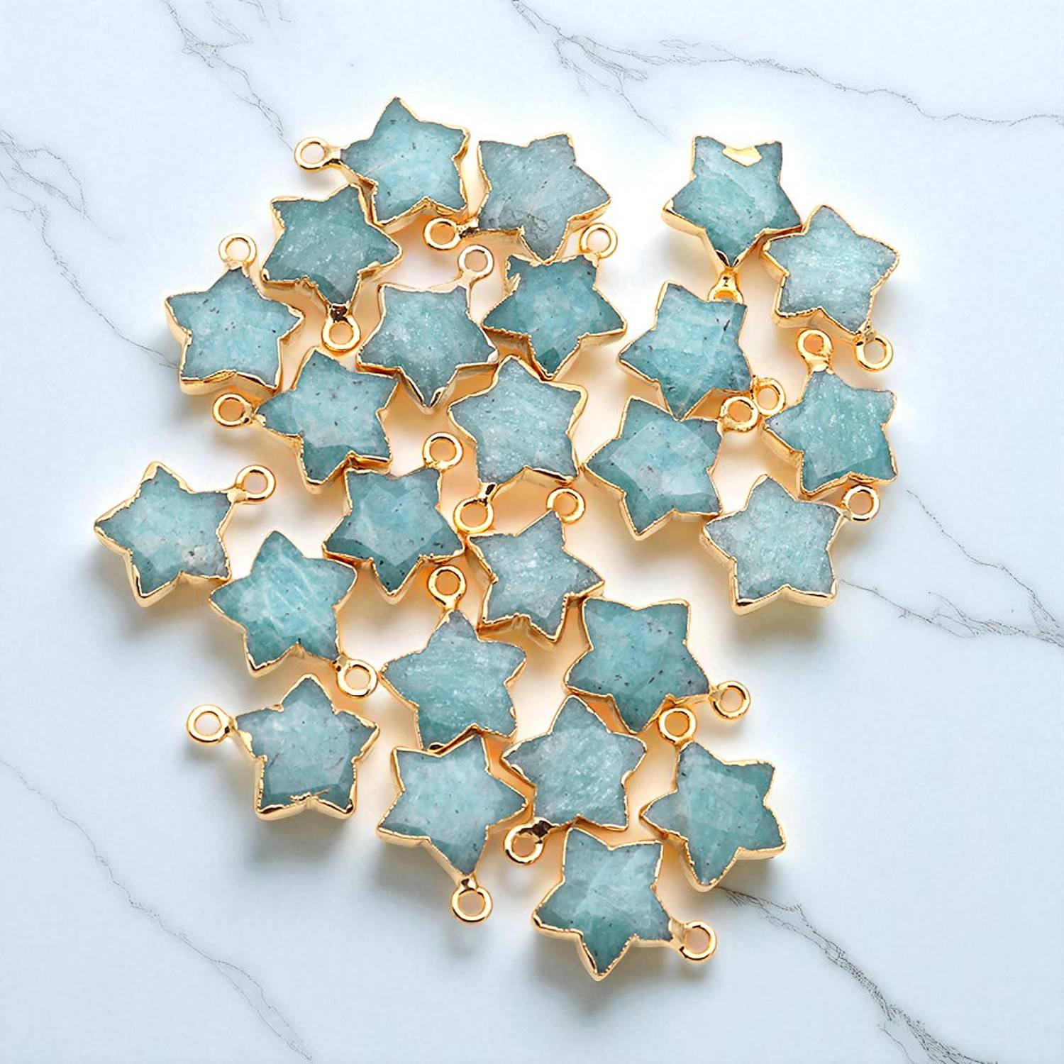 แอมะซอไนต์