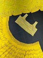DERNIÈRE CONCEPTEUR FAUX GEORGATTE FIL TRAVAIL LEHENGA CHOLI