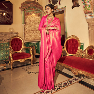 Lanzamiento de Wonderful Copper Zari Weaved Saree de Fabzone - Product Image 1