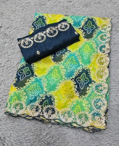 Sarees en soie semi-satinée de qualité supérieure banarasi avec tissage inspiré des Banaras sur tout le saree de Tasarika - Product Image 3